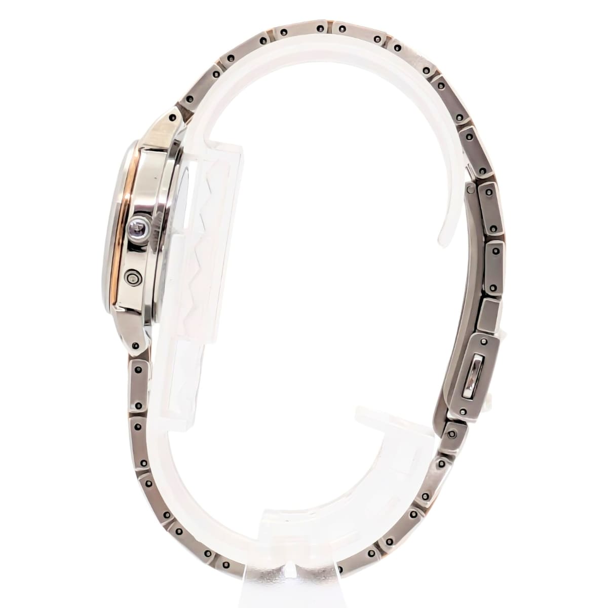 エクセリーヌ SWCW056 ピンクダイヤル ソーラー電波修正 女性用 軽量 チタンバンド - 画像 (2)