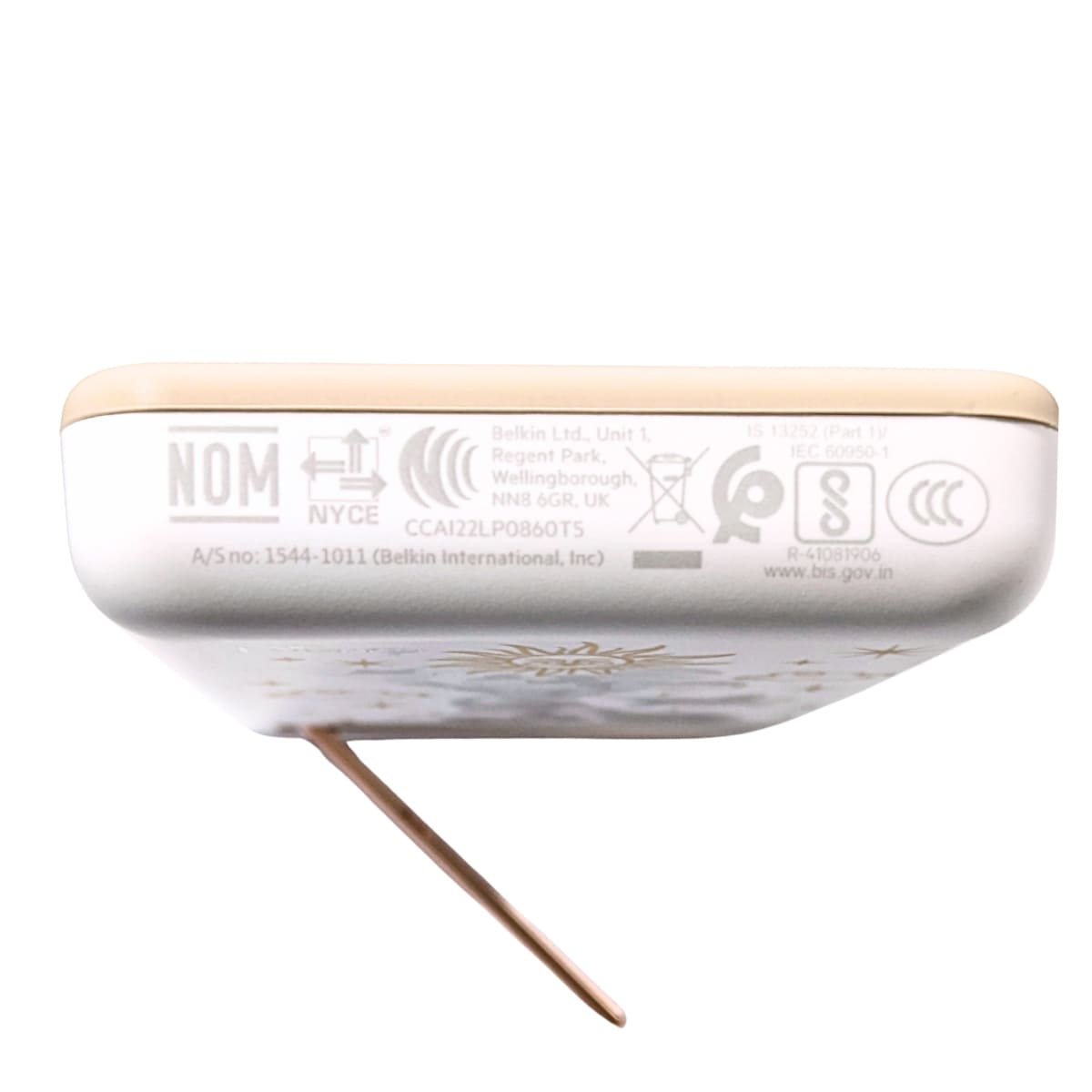 Belkin (ベルキン) ディズニー チャージング ギフトボックス (5000mAh モバイルバッテリー , 67W出力のUSB-C 3ポート充電器, 60W対応のUSB-C to USB-C編組ケーブル) 型番: BUE014pcADDY【PSE認証】実用的 夏 帰省 旅行準備 プレゼント - 画像 (10)